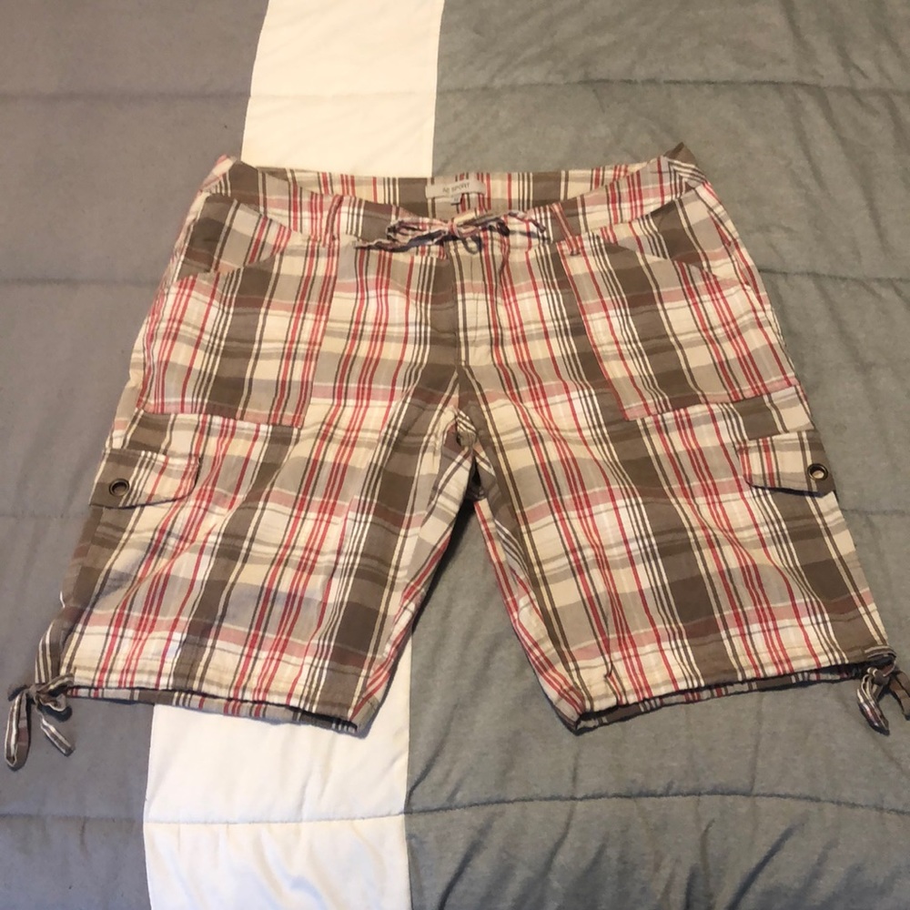 AE Sport, Shorts, Size 14